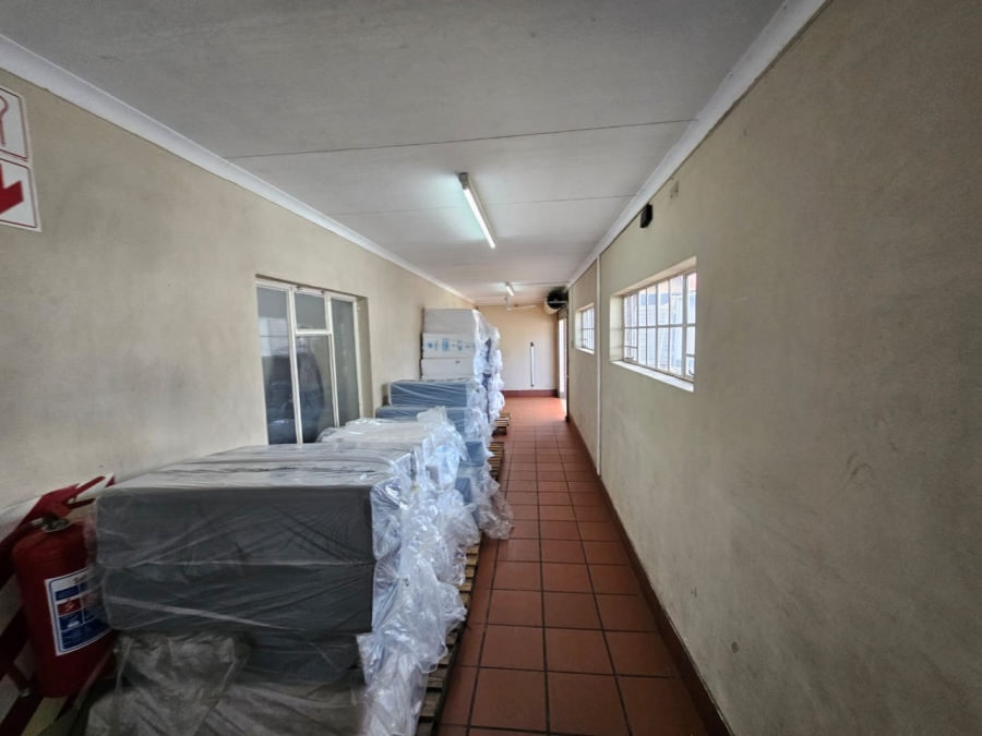 Commercial Property for Sale in Oos Einde North West